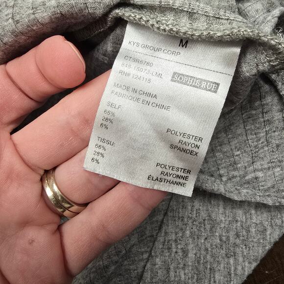 Women's Sophie Rue Gray V-Neck Knit Top w/ Cinch Tie Back - Size Medium - Picture 10 of 10